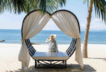 私家小团上门接送|打卡深圳浪漫海边+客家小镇+艺术天堂一日游【私家旅行：一单一团，不拼客，专属旅行； 品质服务：车上门接送，专职司机护航】