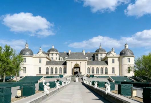 宁夏银川西夏陵+龙谕酒庄+贺兰山岩画一日游【[座位随机分配]1到4位客人安排5座车，5到6位客人安排7座车，根据当天人数随机安排】