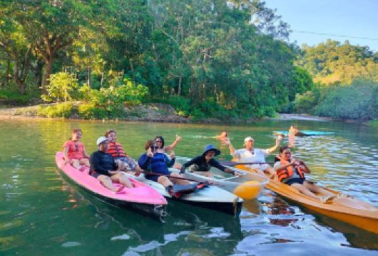长滩岛冷泉 一日游 高达13种游乐设施 免费让您玩【跳入纳博伊冷泉清爽的泉水。】