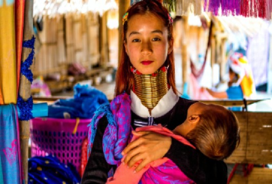 清迈黑白蓝庙+长颈族日游【导游+自助午餐+接送】【走遍泰北必访的3色景点,白寺,黑屋,蓝庙】