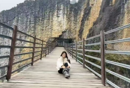 【畅玩涪陵3景点】白鹤梁+816工程+武陵山大裂谷一日游【[深度玩法]玩涪陵怎能不尽兴，推出经典三景点，玩就要玩高兴】