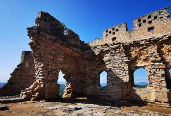 北京到金山岭长城一日游 & 9点出发·可选独立私家团·含门票【徒步友好：路段难度适中，既有平缓步道，也有挑战性段落（如天梯、障墙），适合不同体力游客。】