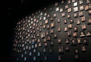 南京纪念馆半日活动【2-10人团+深度讲解】【[品质保障]优选商品，品质拒绝购物 、无自费】