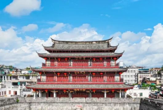 潮州古城+龙湖古寨+广济桥+韩文公祠一日游【纯玩上门接送】【精致小团，独立用车】