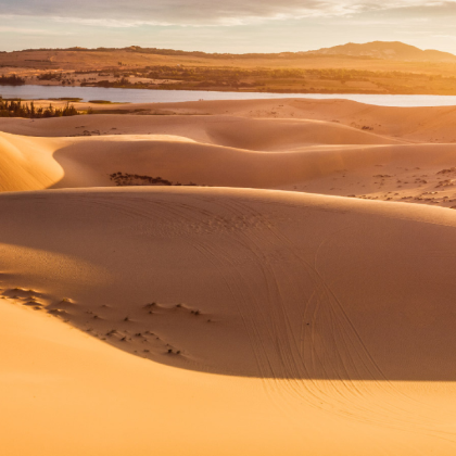 美奈全日游：白沙丘、仙女溪与占婆塔（尊享跟团游）