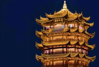 【精品纯玩16人小团】湖北省博+黄鹤楼+东湖+武汉大学一日游【[经典线路精品团]一次出行畅游武汉！听武汉故事，看武汉美景，吃武汉美食，感受不一样的大江大河大武汉！】