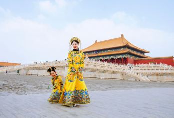 故宫博物院半日游【英文VIP小团含珍宝馆3.5h+深度讲解】【专业英文导游深度讲解3.5小时左右，带你了解故宫，拒绝走马观花】