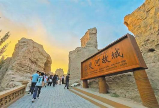 坎儿井+交河故城+火焰山+葡萄沟+郡王府【品质纯玩、不进任何购物店，车程无忧24小时，旅游管家，还原纯净旅行，把时间留给美景。】