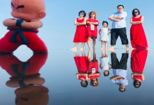 瓜拉雪兰莪吉隆坡天空之境之镜∣蓝眼泪∣老鹰捕食∣萤火虫品质游【特色玩法：天空之镜 ，银叶猴， 老鹰， 萤火虫】