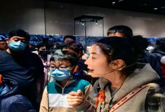 三星堆博物馆一日游【2-8人专车团+可增加包团讲解】【酒店上门接送+专属管家服务+纯玩无购物】