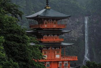 日本大阪+和歌山白滨温泉+千叠敷一日游/行程可调-可定制多日【包车一日游，解锁旅行新方式！独立车辆配备经验丰富的老司机，为您量身打造专属行程。】