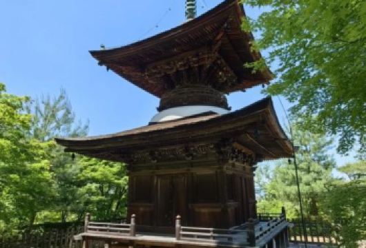 日本京都-琉璃光院-三千院-贵船神社-红叶满天 京都巡礼。【专业行程定制，精选热门景点，高效游玩不走回头路，贴心服务保障，轻松】