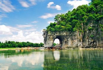 桂林+龙脊梯田/漓江/阳朔一日游【当地包车丨多日行程定制】【独立用车，说走就走，喜欢的景点一网打尽，纯玩无购物，更省心更自由，随停随走，游览时间更充裕。】