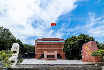 渣滓洞+白公馆+红岩革命纪念馆+周公馆+桂园一日活动独立出行【[突出重点]：重庆红色线路，一日游，不留遗憾】