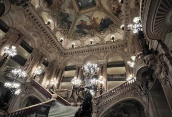 法国巴黎歌剧院+杜乐丽公园+橘园美术馆+协和广场+凯旋门【高校串联，1日深度游览巴黎不可错过的景点】