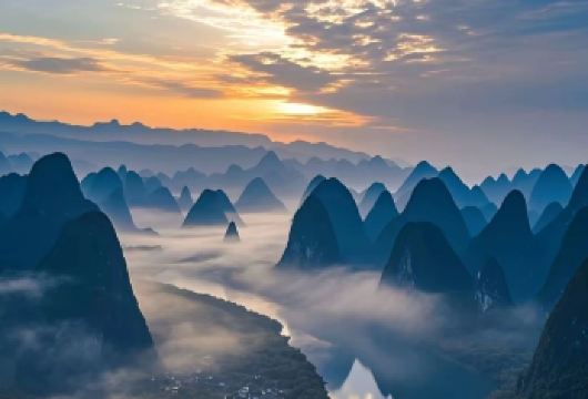 桂林出发-相公山+葡萄镇千里江山图一日游（独立成团中文司机）【相公山登高俯瞰漓江大拐弯，晨雾光影复刻水墨意境，是摄影点位，出片率拉满。】