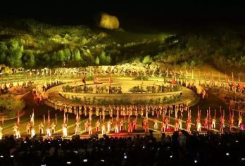 《鼎盛王朝·康熙大典》专车接送  贵宾体验  好评如潮【皇家大型实景演出】