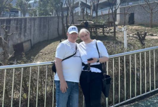 西安秦岭四宝科学公园棕色熊猫七仔私享半日游【这里可以看到多只大熊猫，还能看到全世界有且只有圈养的一只棕色大熊猫七仔】