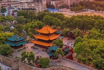 岳阳楼半日游【精讲小团+深度讲解】【[品质保障]优选商品，品质拒绝购物 [深度参观]精讲深度参观景区，拒绝走马观花行程】