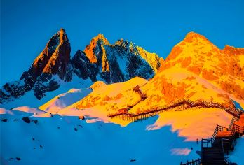 丽江玉龙雪山【纯玩、不推氧气、大索道+小索道+蓝月谷、小团】【贴心赠送：赠送高原三宝、大瓶氧气、防寒服（用后归还）、矿泉水。】