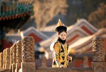 承德普宁寺一日游【赠僧侣献哈达+民族服饰体验+入园快速通道】【[精讲服务，深度体验]僧侣陪同，专业深度讲解普宁寺背后的文化】