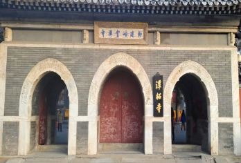 北京潭柘寺优秀导游讲解精品游【甄选本地专业首佳优秀持证导游，全程无线耳机免受干扰，带团经验丰富，专业知识强。】