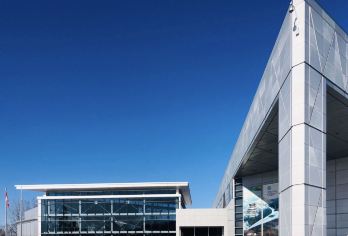 加拿大渥太华里多运河+拜沃德市场+国会山+航空博物馆一日游【中文司机，行程可调，酒店上门接送】