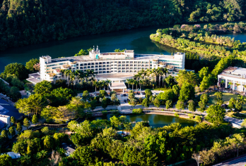 温泉康养・身心舒缓线--碧水湾-流溪温泉露营-文轩苑【温泉康养放松，体验温泉理疗项目】