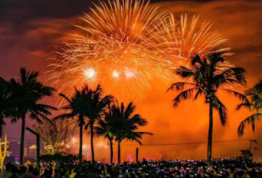 海口包车9小时一日游|打卡火山群地质公园+五公祠+海南省博馆【专车无缝衔接地质奇观、千年祠庙与碧海银沙，尽享立体化深度体验】