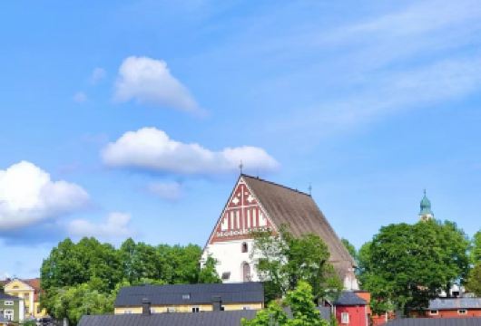 芬兰赫尔辛基市区经典打卡+波尔沃古城一日游【北欧全境定制】【尊享一对一高端行程定制，豪华包车专属礼遇，专业旅行顾问24小时恭候垂询。】