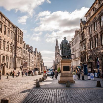 英国爱丁堡往返：北贝里克+邓巴+圣阿布（海滩小镇休闲游）