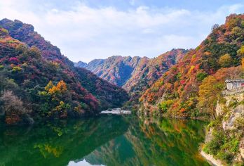 翠华山国家地质公园一日游｜赏秋季~舒心游【避暑，亲近大自然。原名太乙山,传说太乙真人在此修炼得名,又名