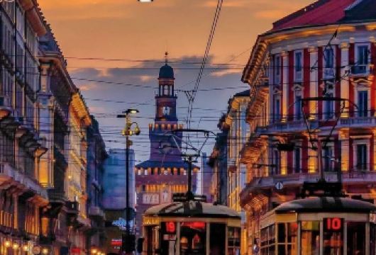 意大利米兰市区景点-米兰大教堂-埃马努埃莱二世长廊-包车精选【专属客服和本地中文司机，一家一团包车】