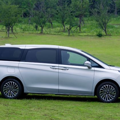 威海接送机+市区酒店接送【全新别克7座商务车｜全天旅游包车】