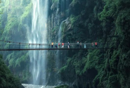 兴义万峰林+马岭河大峡谷包车一日游(1单1团私家团上门接送)【独立出游，不拼车，1单1团舒适游】