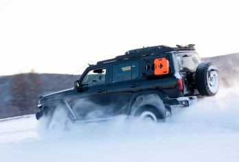 亚布力 + 中国雪乡纯玩包车一日游 无购物 价格优惠【亚布力西站 / 度假区酒店专车接送，英日俄韩语导游任选】