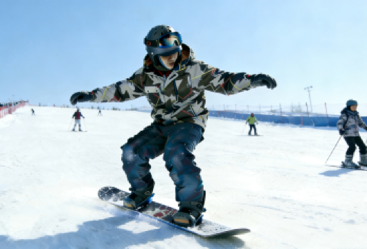 广州融创冰雪热雪奇迹单板双板滑雪教练教学陪滑导览私人教练【优选教练陪同，提升效率 （不含门票，需自己买好门票）】