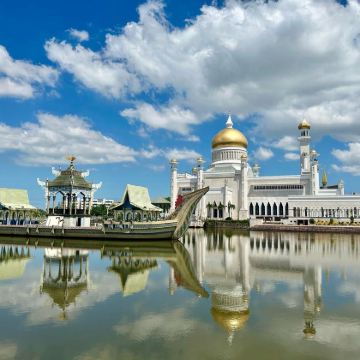 文莱旅游：奢而不喧与黄金圣殿（包车一日游）