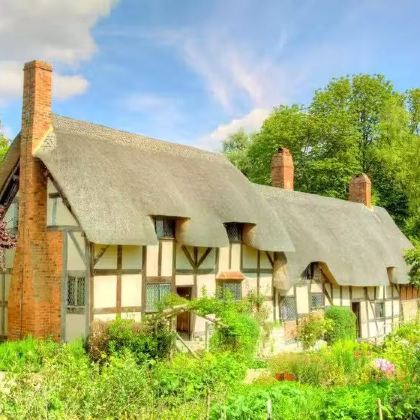 布莱尼姆宫-莎士比亚出生地+安妮海瑟薇小屋10小时包车一日游