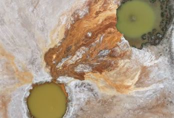 新疆喀什地区白沙山-白沙湖景区+木吉火山口一日游【精品小团】【[自然风光]白沙山与白沙湖的梦幻组合，木吉乡火山群的洪荒之美，中巴友谊公路的沿途风光。】