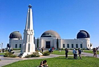 美国洛杉矶：格里菲斯天文台—星光大道—圣莫妮卡海滩之旅【亲子游，闺蜜游，蜜月游，度假游，情侣游，平价游，家庭游，商务游必选线路】
