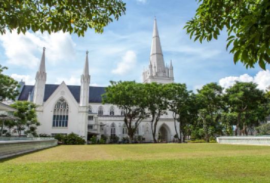 福康宁时空漫游+市区文艺打卡 新加坡包车一日游【深度解锁福康宁公园的殖民遗迹、网红树洞与香料园，在都市核心寻得历史回响与自然静谧】