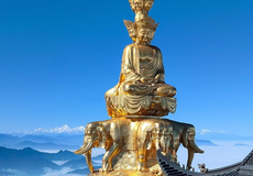 峨眉山一日游【专车入园免排队+金顶索道速通+导游/赠金顶祈福带不含门票索道】