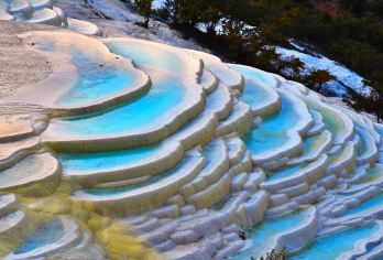 香格里拉+白水台+虎跳峡一日游【可选香格里拉/丽江散团】【[缤纷景点]虎跳峡+白水台+哈巴雪山观景台，攻略榜前三景点全含，带您玩转香格里拉！】