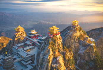 洛阳老君山一日游（不是单纯爬山而是享受欣赏沿途的美景）W【[本土发团]当地土著旅行社不转团不卖团！景区官方直通车！洛阳火车和龙门高铁出站口均有上车点！】