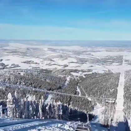 【塞尔维亚冬季限定】迪夫奇巴雷滑雪场+矿泉镇包车一日游