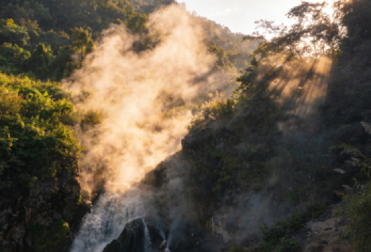 腾冲救驾&&土锅子 +《 腾冲和顺古镇 - 热海公园》【侨乡文化 + 温泉美食，品尝腾冲大救驾、土锅子，泡温泉解乏，适合休闲度假】