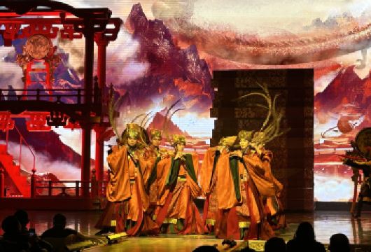 【8人小团】兵马俑+华清宫+英文导游+大唐女皇一日游【[服务保障]三环内酒店上门接早，优选专业资深司机为您保驾护航，景点浏览时间更充裕。】