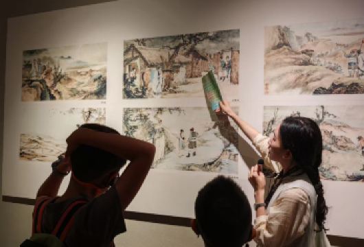 【草堂寻诗圣】成都景点2小时大咖深度讲解丨15人小团丨含耳麦【[2小时深度讲解]拒绝走马观花，深挖景点历史、故事与细节，让游览不止拍照，更有知识收获】