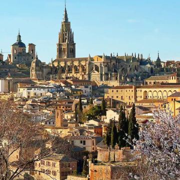 马德里一日游：托莱多古城 + 孔苏埃格拉风车城堡（华人司机）